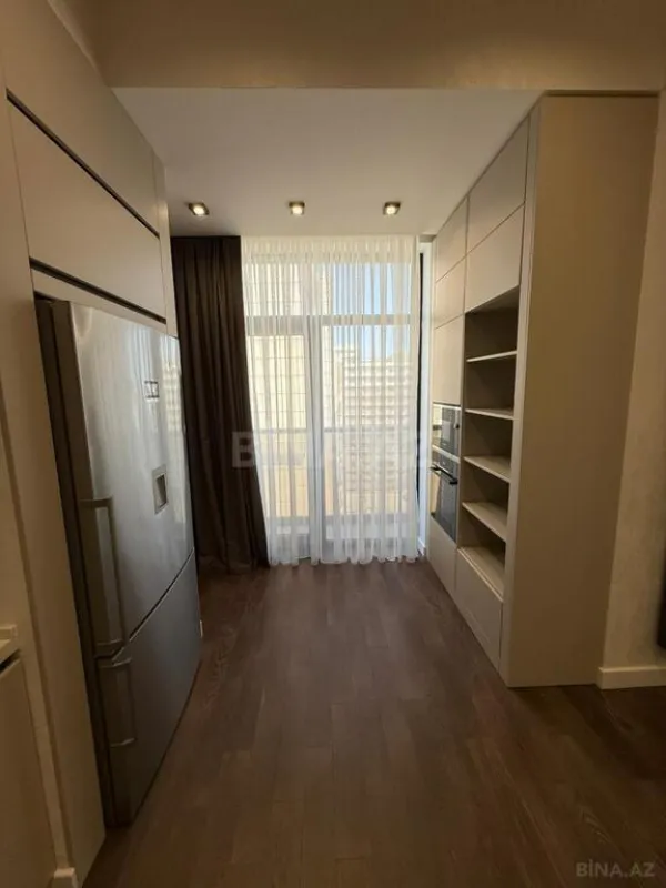 Kirayə verilir 3 otaqlı mənzil 130 m²
