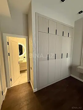 Kirayə verilir 3 otaqlı mənzil 130 m²