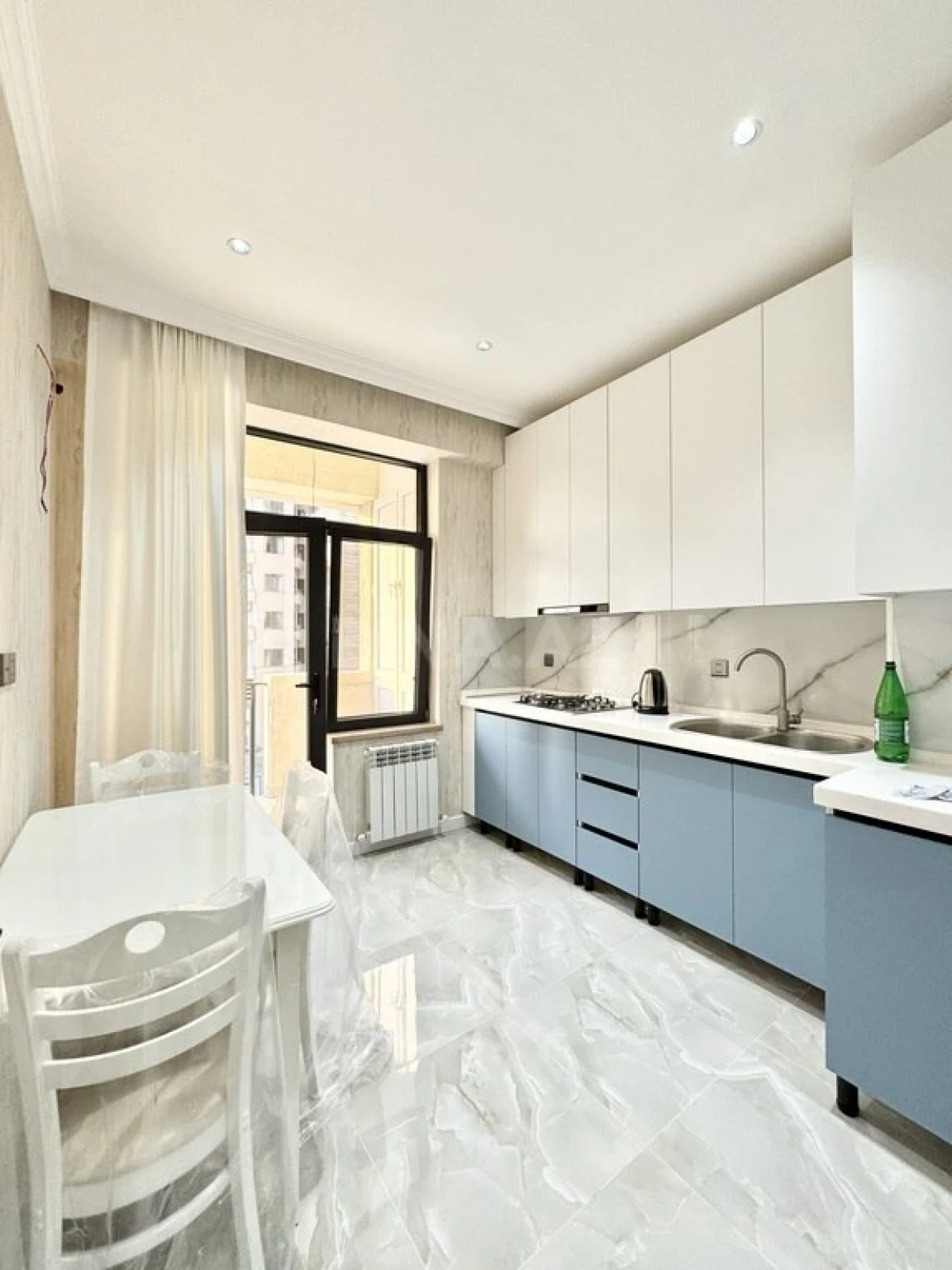 Kirayə verilir 3 otaqlı mənzil 90 m²