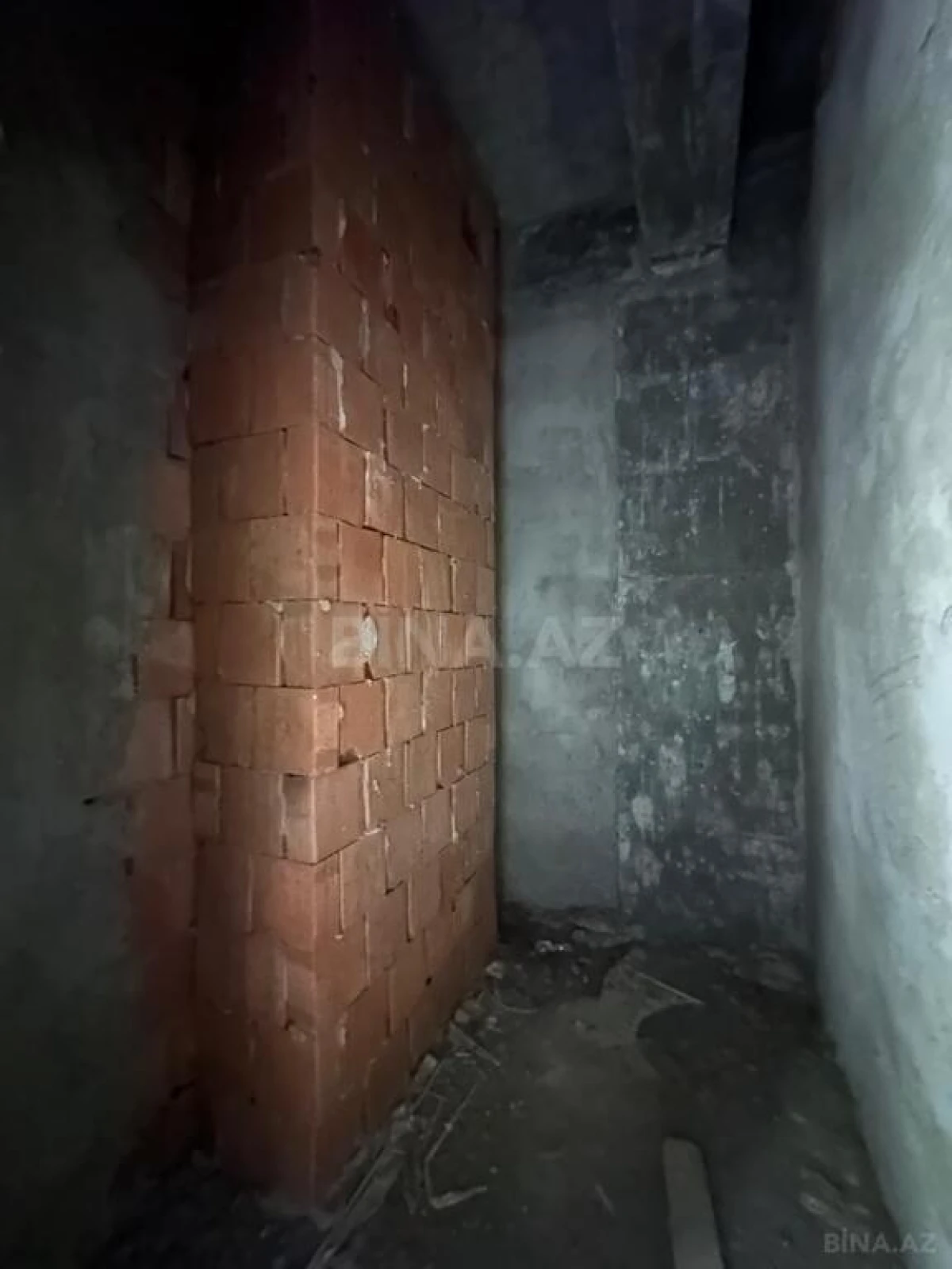 Satılır 2 otaqlı mənzil 56 m²