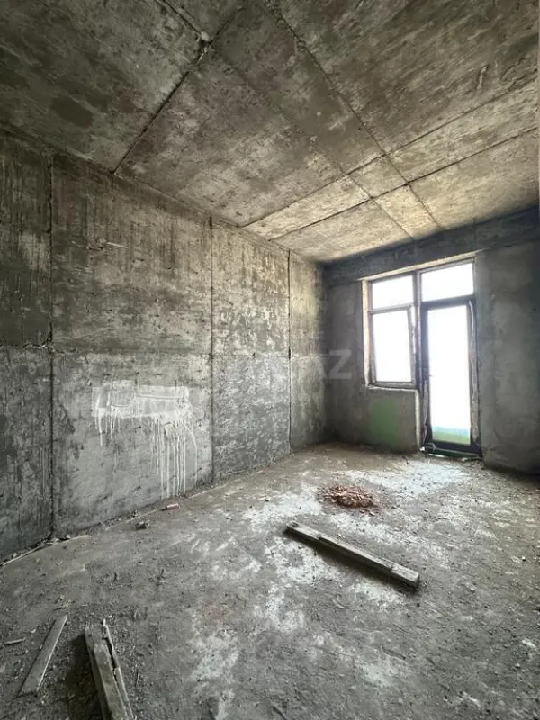 Satılır 2 otaqlı mənzil 56 m²