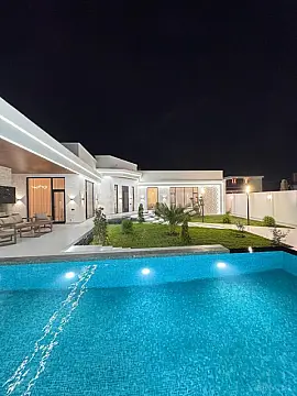 Satılır 5 otaqlı həyət evi 400 m²