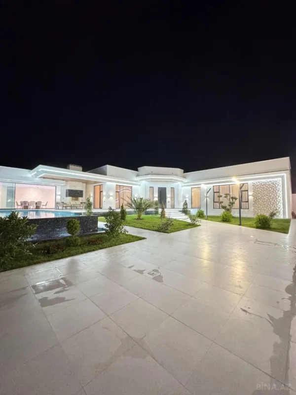 Satılır 5 otaqlı həyət evi 400 m²