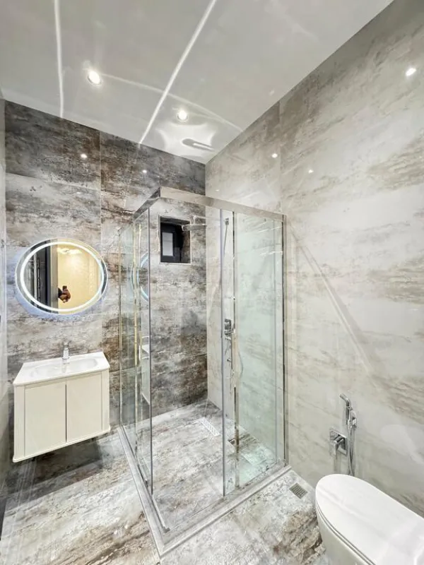 Satılır 5 otaqlı həyət evi 400 m²