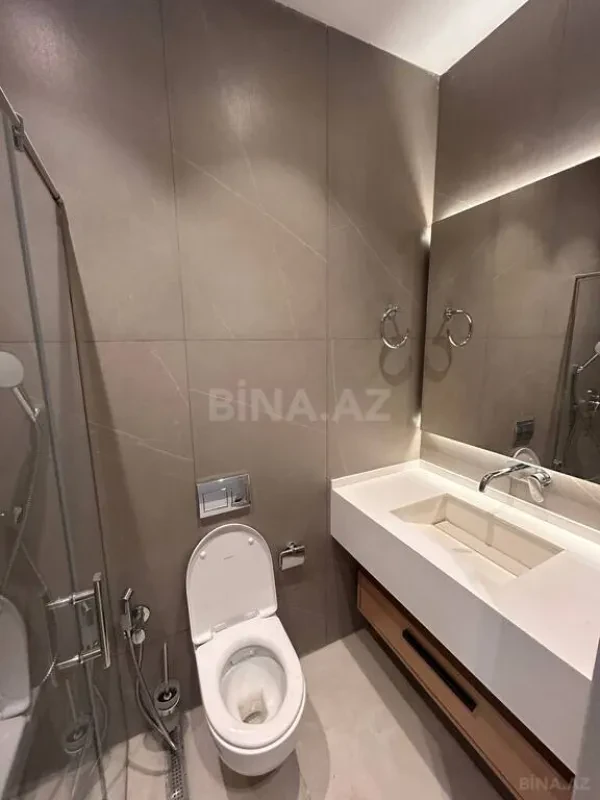 Satılır 3 otaqlı mənzil 127 m²