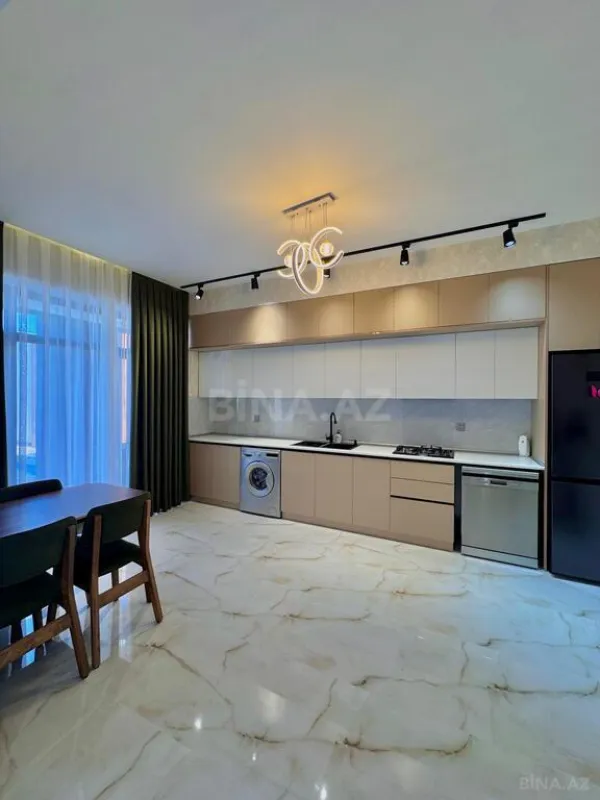 Satılır 4 otaqlı həyət evi 160 m²