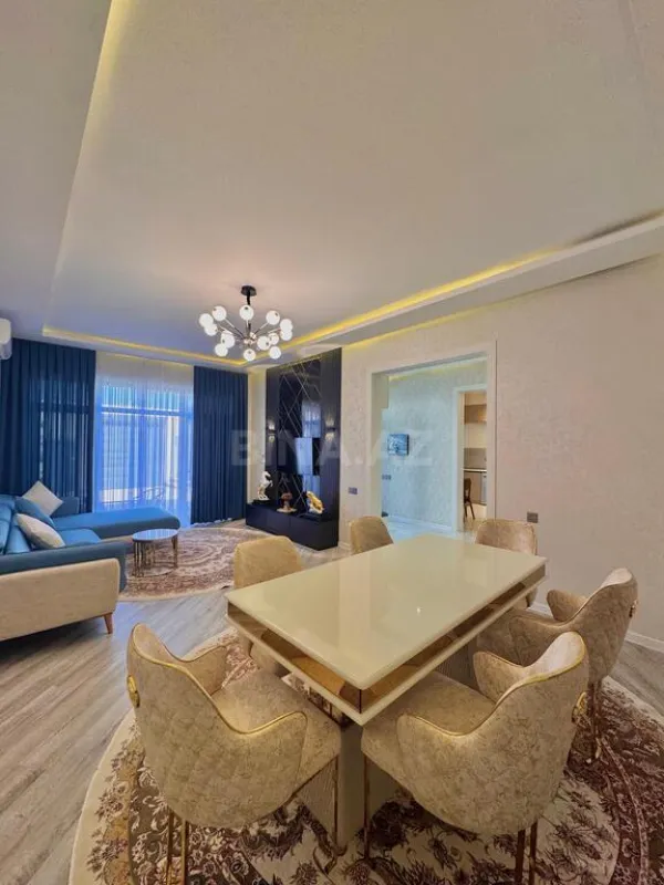 Satılır 4 otaqlı həyət evi 160 m²