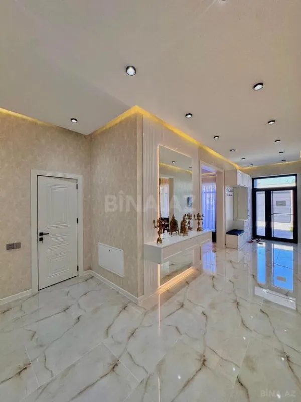 Satılır 4 otaqlı həyət evi 160 m²