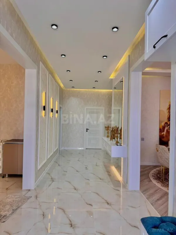 Satılır 4 otaqlı həyət evi 160 m²