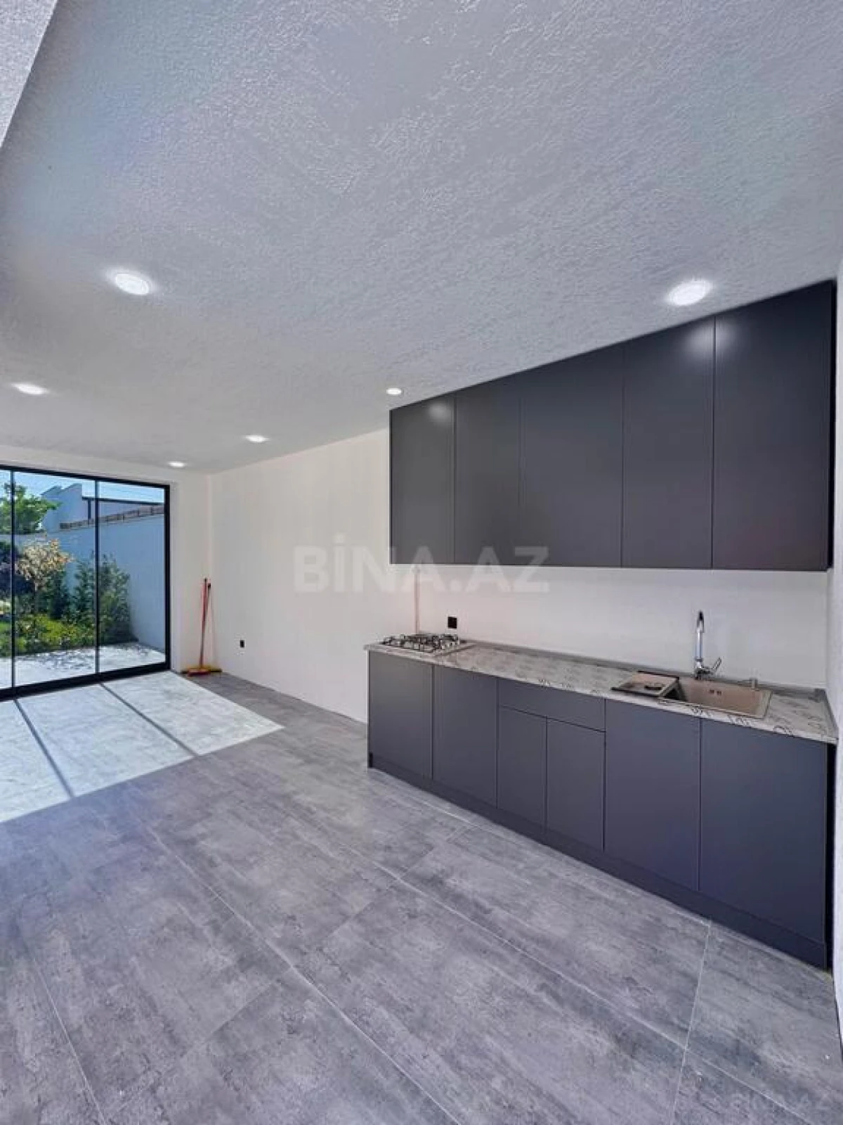 Satılır 4 otaqlı həyət evi 170 m²