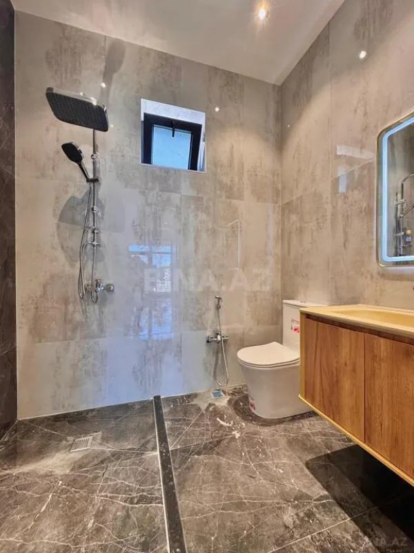 Satılır 4 otaqlı həyət evi 170 m²