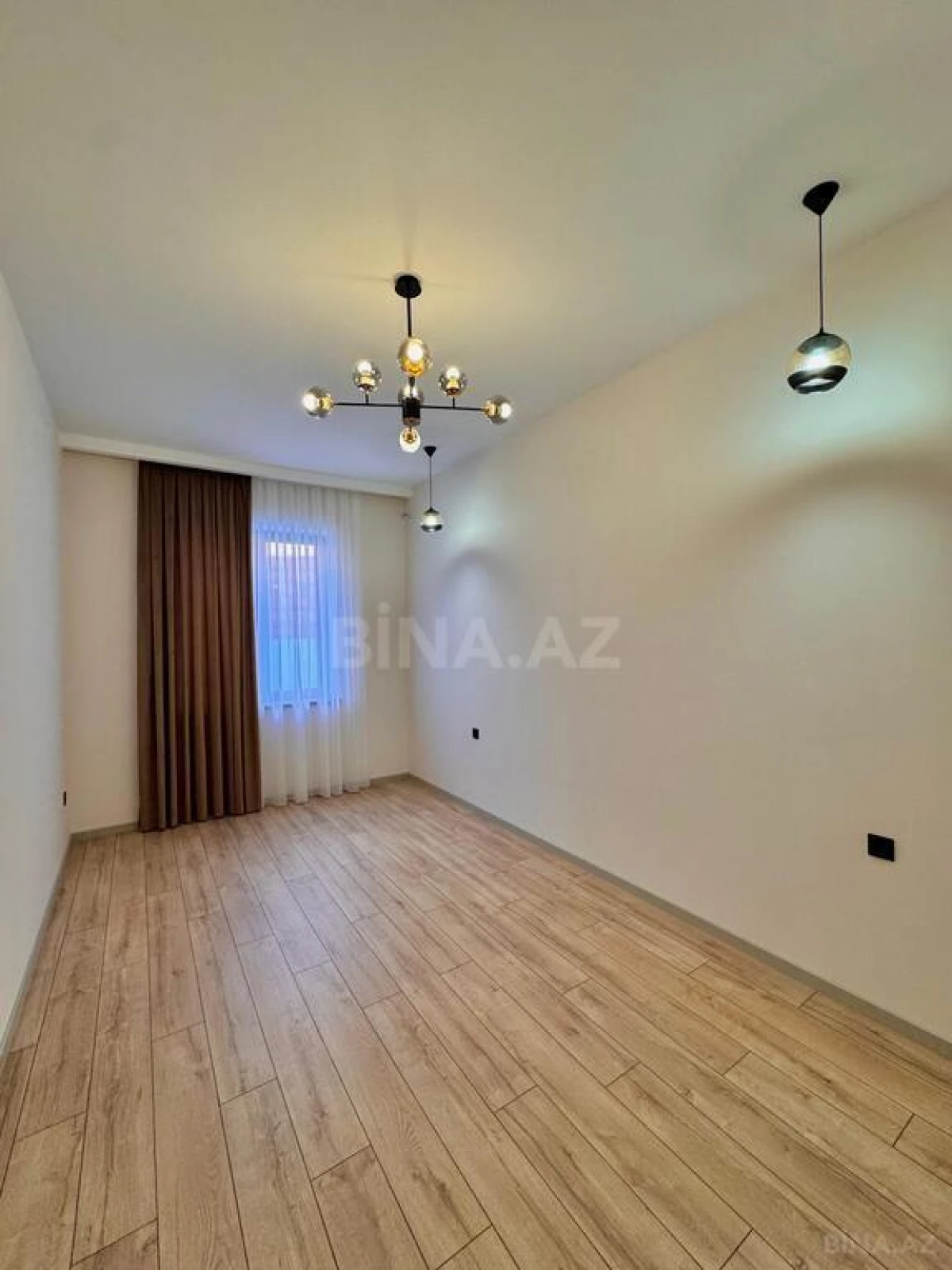 Satılır 4 otaqlı həyət evi 170 m²