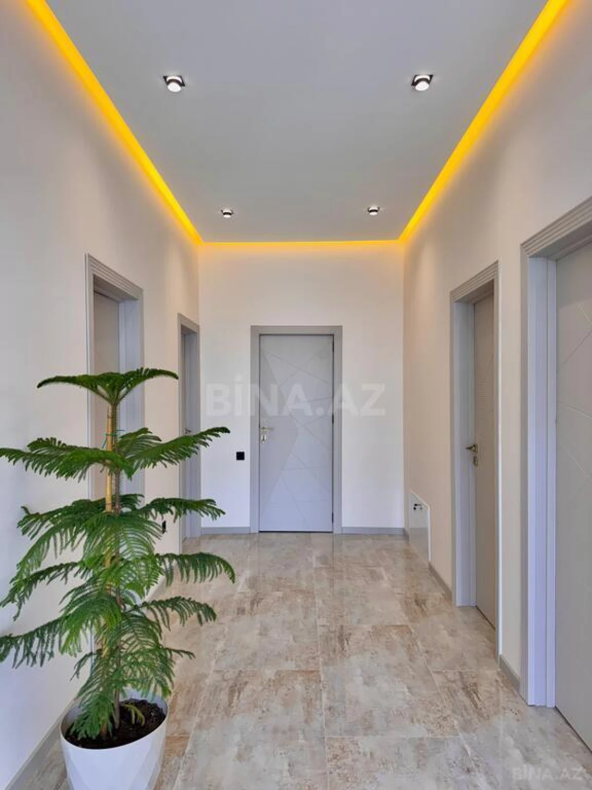 Satılır 4 otaqlı həyət evi 170 m²
