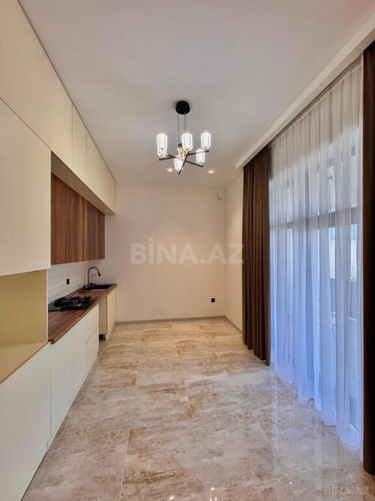 Satılır 4 otaqlı həyət evi 170 m²