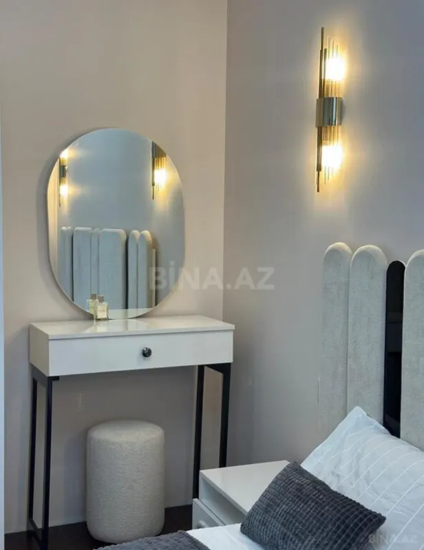 Kirayə verilir 2 otaqlı mənzil 100 m²