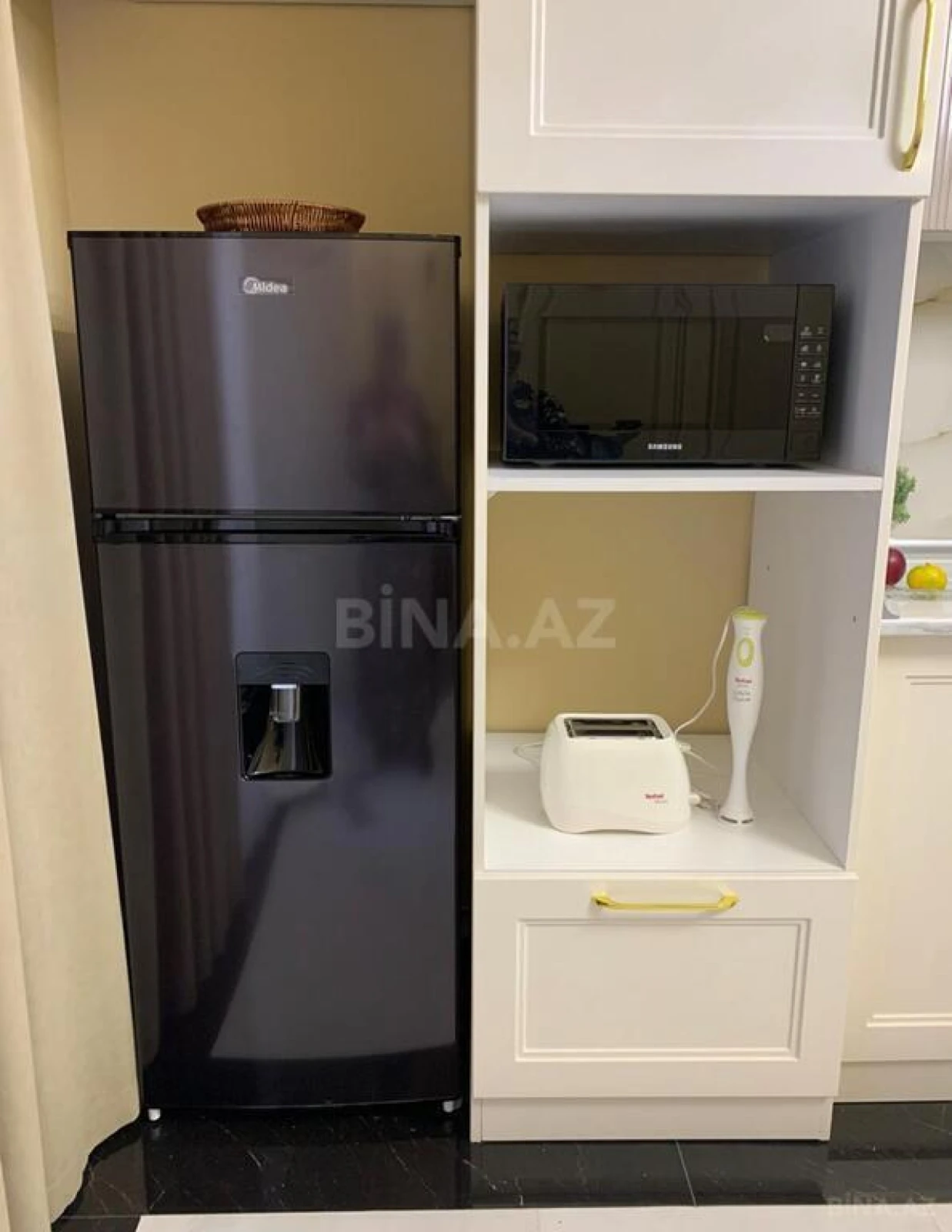 Kirayə verilir 2 otaqlı mənzil 100 m²