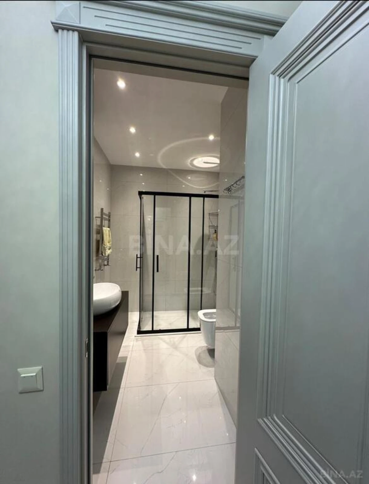 Kirayə verilir 2 otaqlı mənzil 100 m²