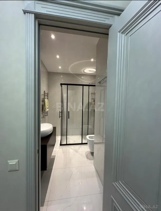 Kirayə verilir 2 otaqlı mənzil 100 m²