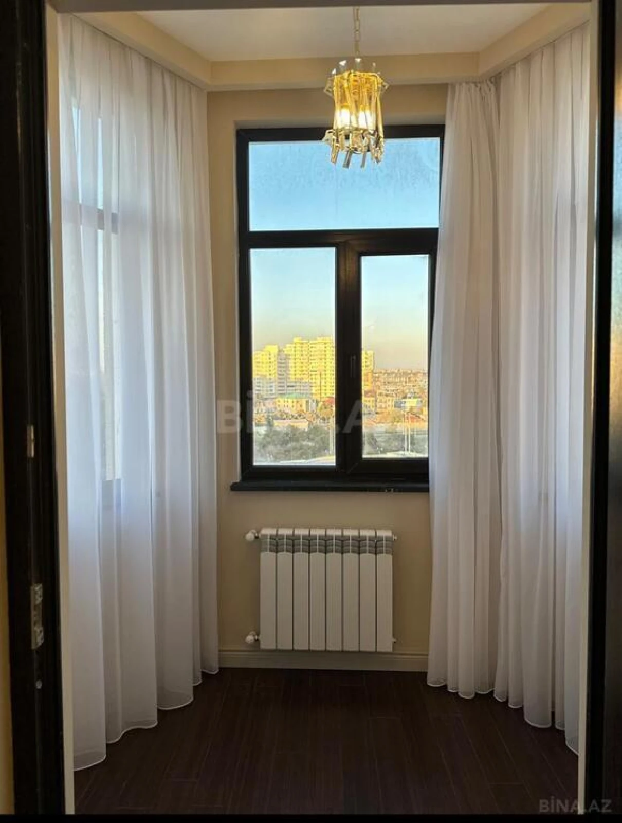 Kirayə verilir 2 otaqlı mənzil 100 m²