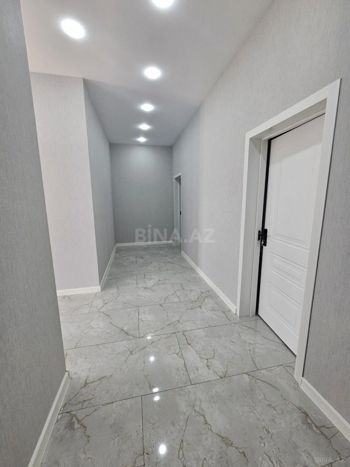 Satılır 4 otaqlı həyət evi 160 m²