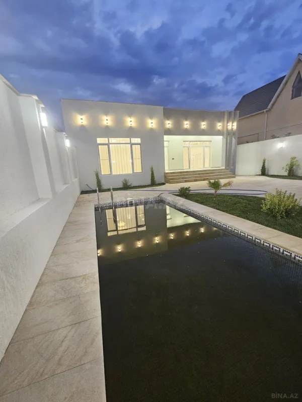 Satılır 4 otaqlı həyət evi 160 m²