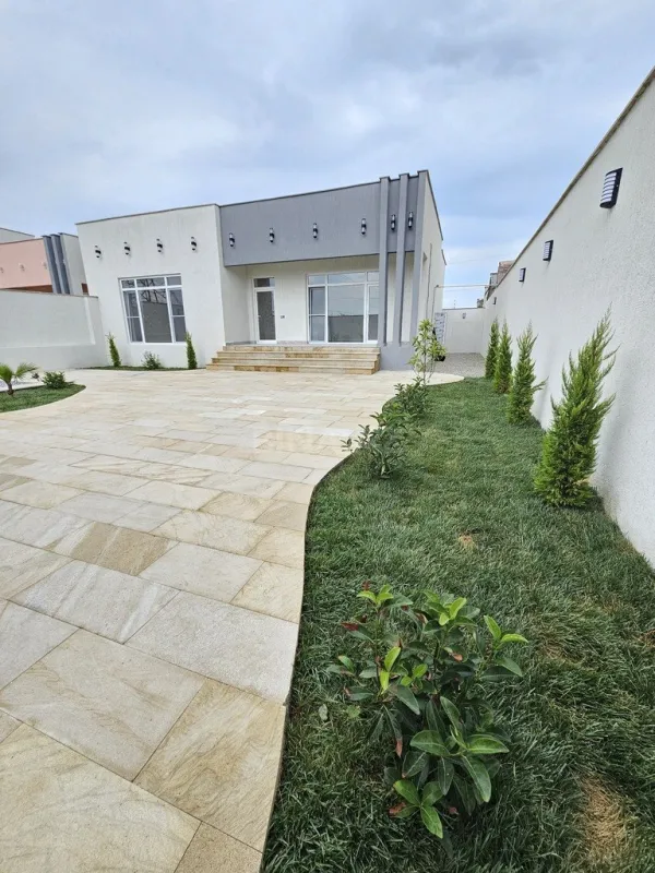Satılır 4 otaqlı həyət evi 160 m²