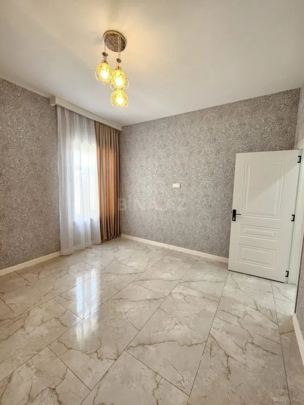 Satılır 4 otaqlı həyət evi 160 m²
