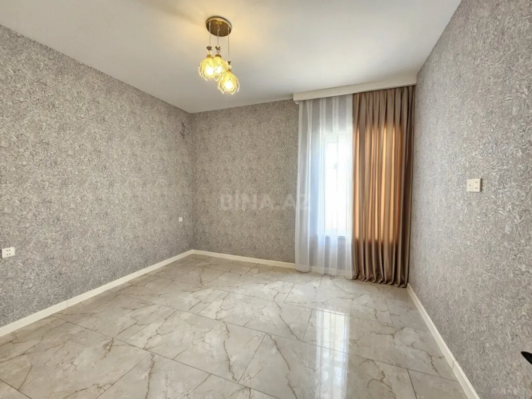 Satılır 4 otaqlı həyət evi 160 m²