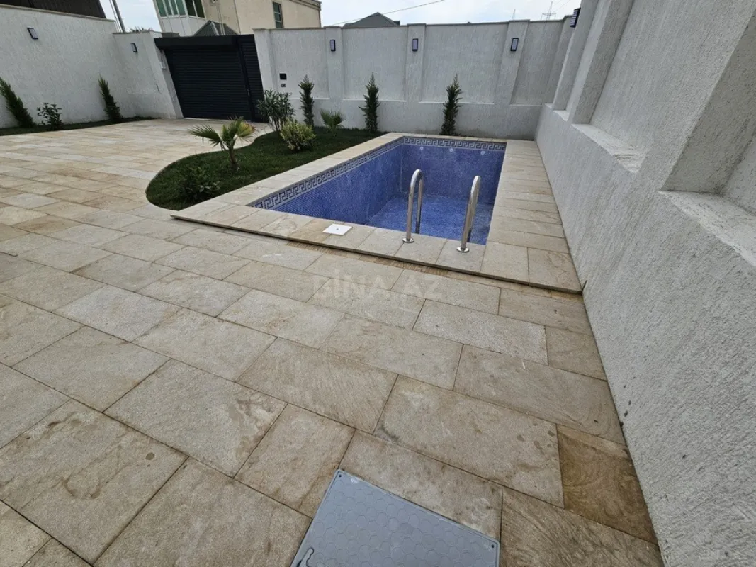 Satılır 4 otaqlı həyət evi 160 m²