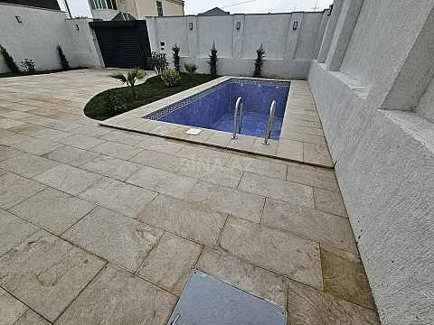 Satılır 4 otaqlı həyət evi 160 m²