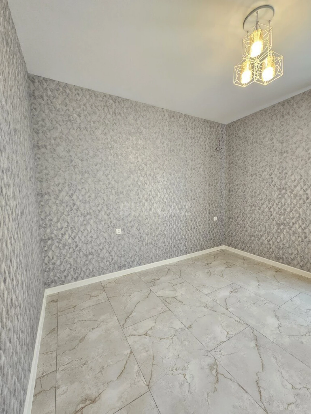 Satılır 4 otaqlı həyət evi 160 m²