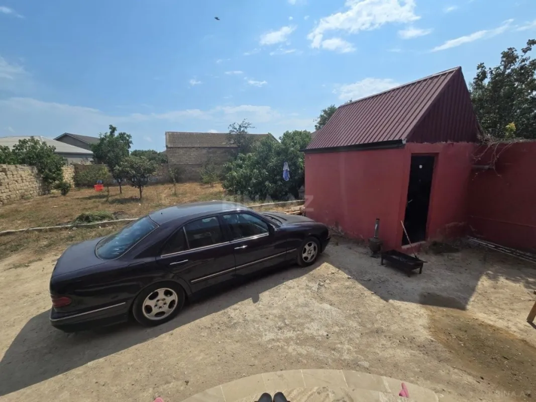 Satılır 3 otaqlı həyət evi 100 m²