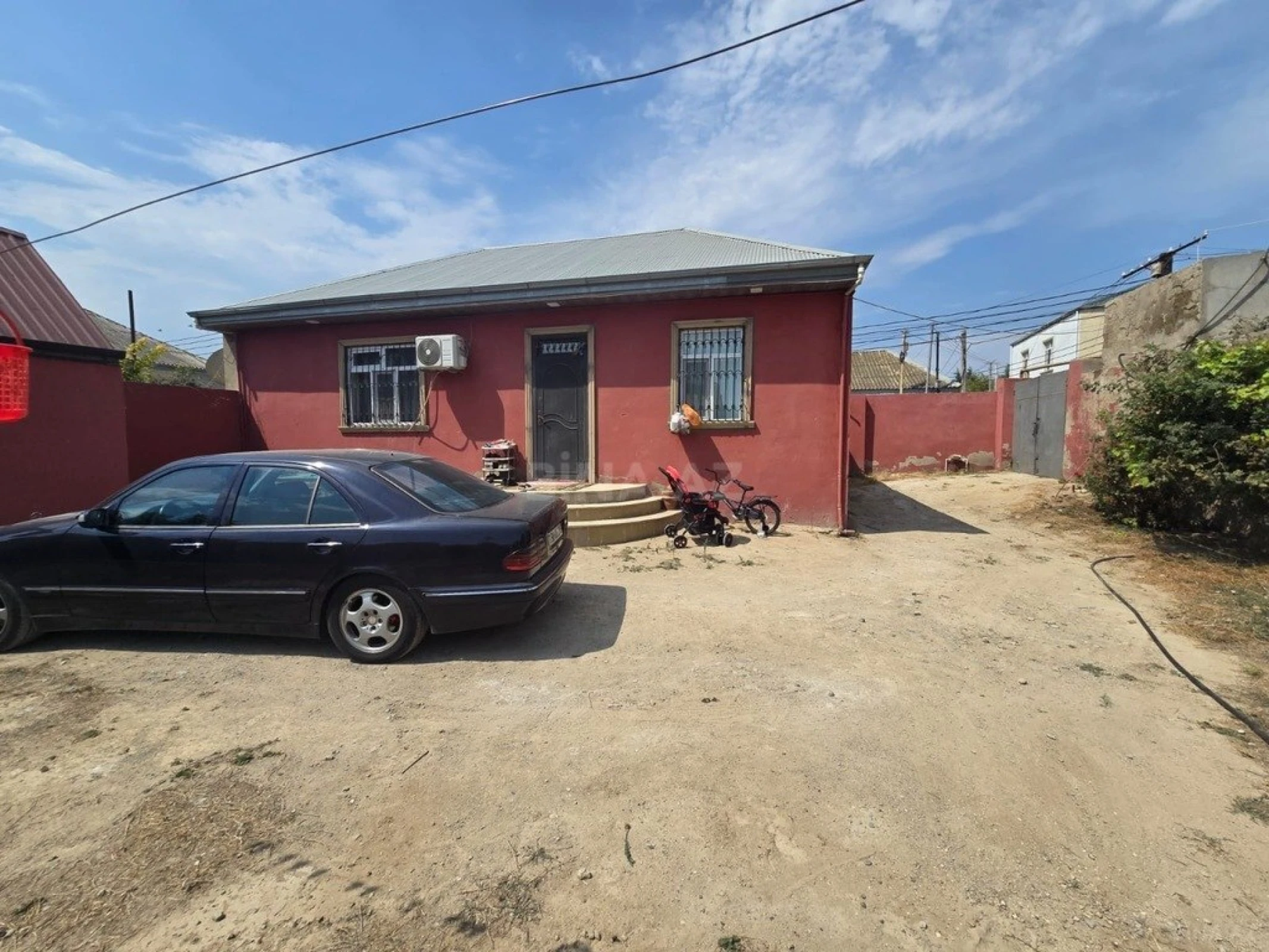 Satılır 3 otaqlı həyət evi 100 m²