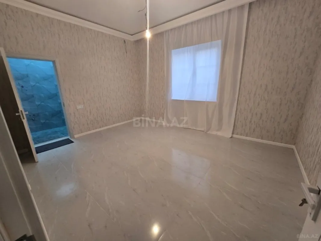 Satılır 4 otaqlı həyət evi 160 m²