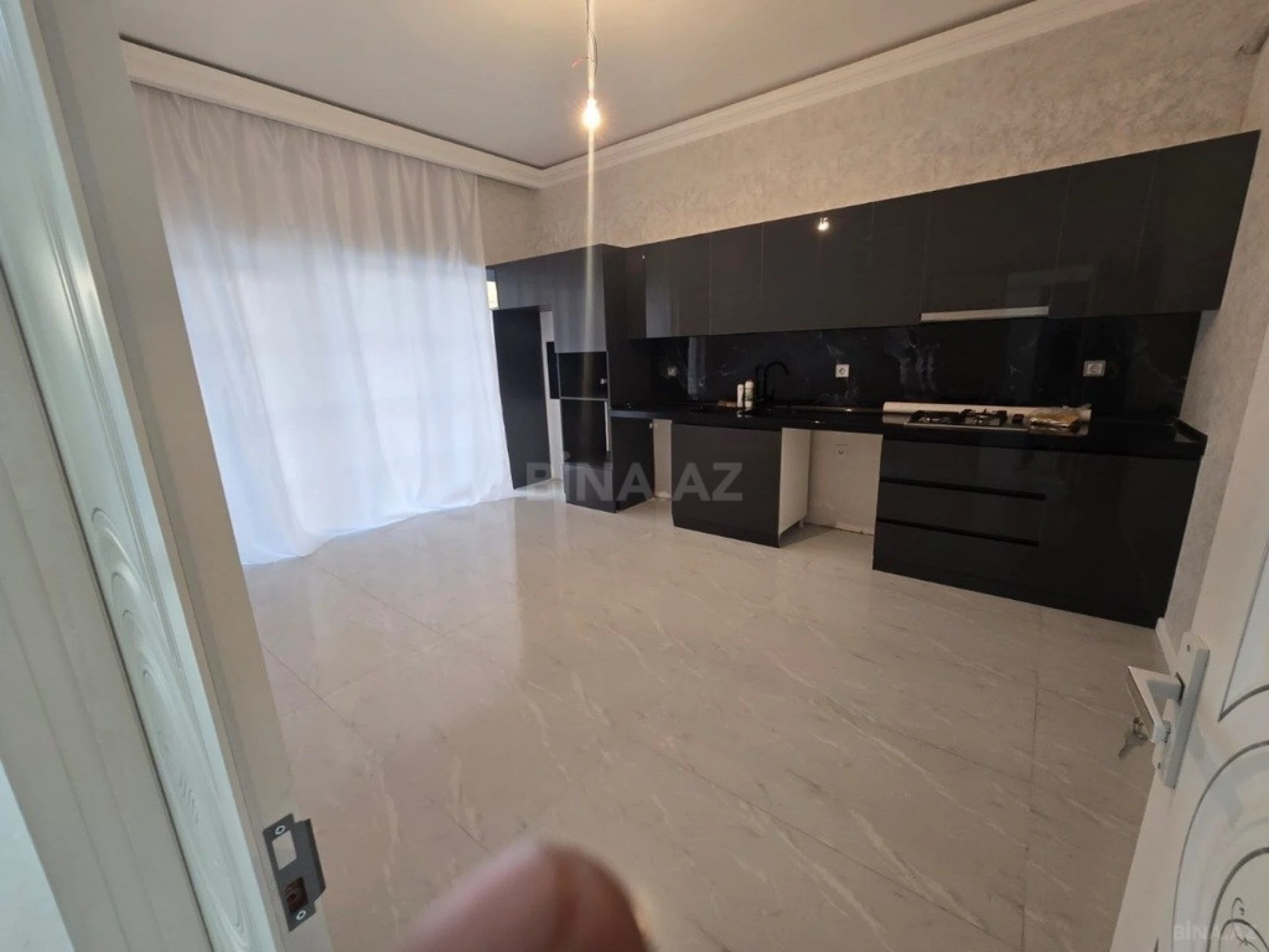 Satılır 4 otaqlı həyət evi 160 m²
