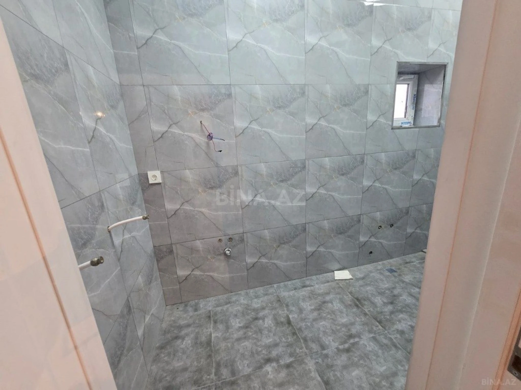 Satılır 4 otaqlı həyət evi 160 m²