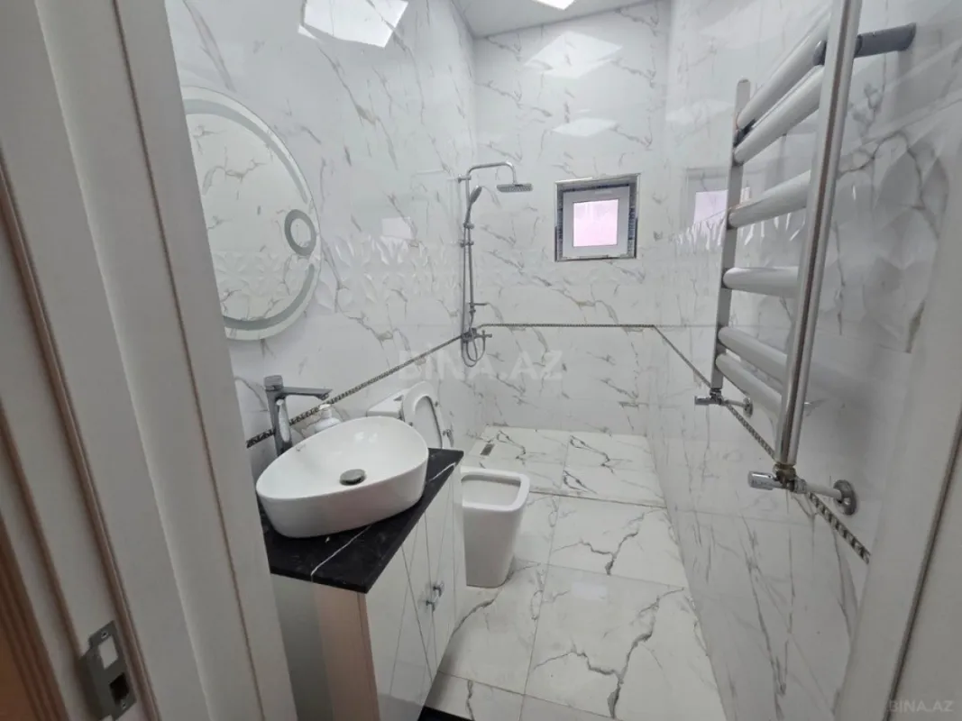 Satılır 4 otaqlı həyət evi 160 m²