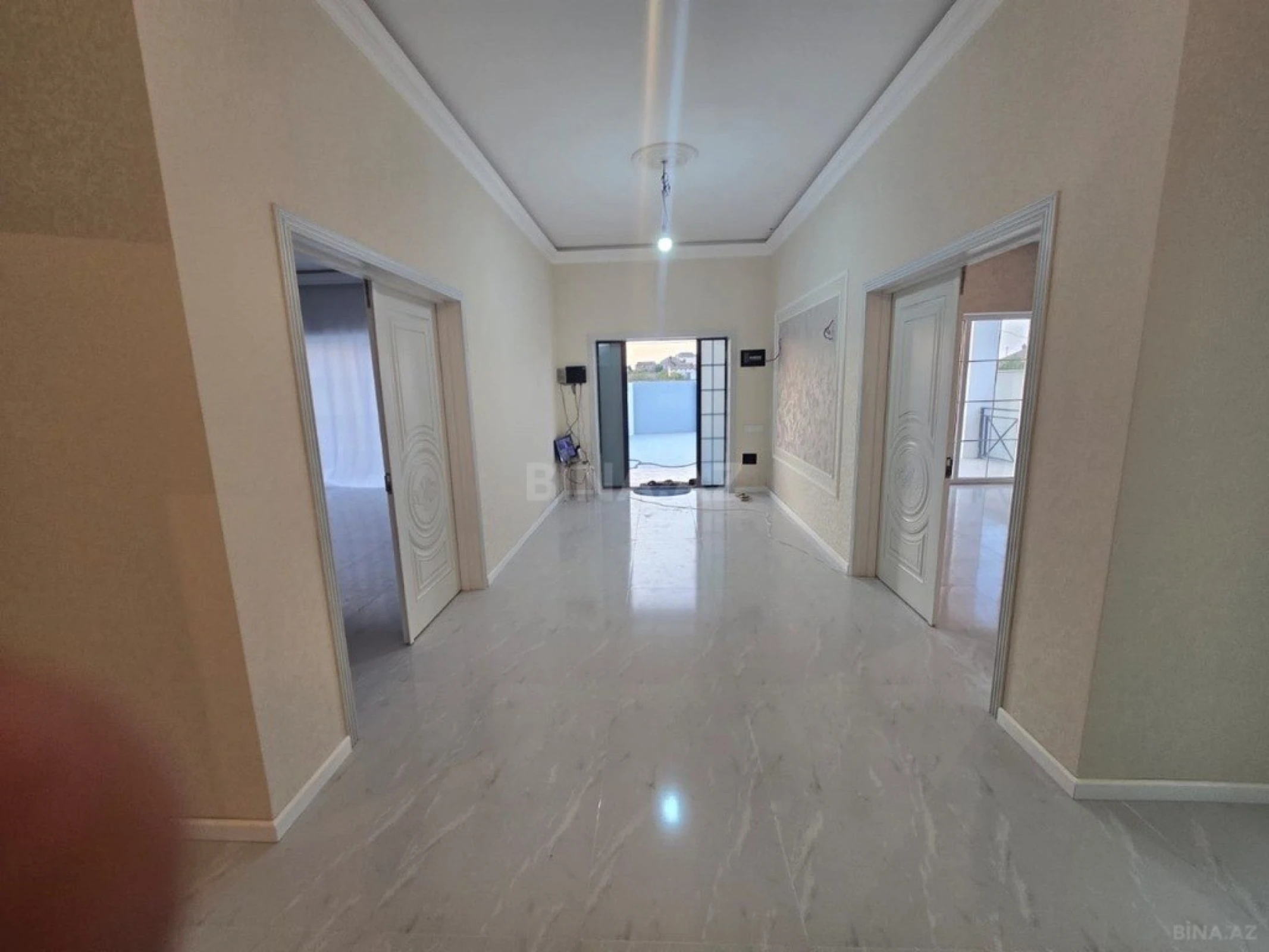 Satılır 4 otaqlı həyət evi 160 m²