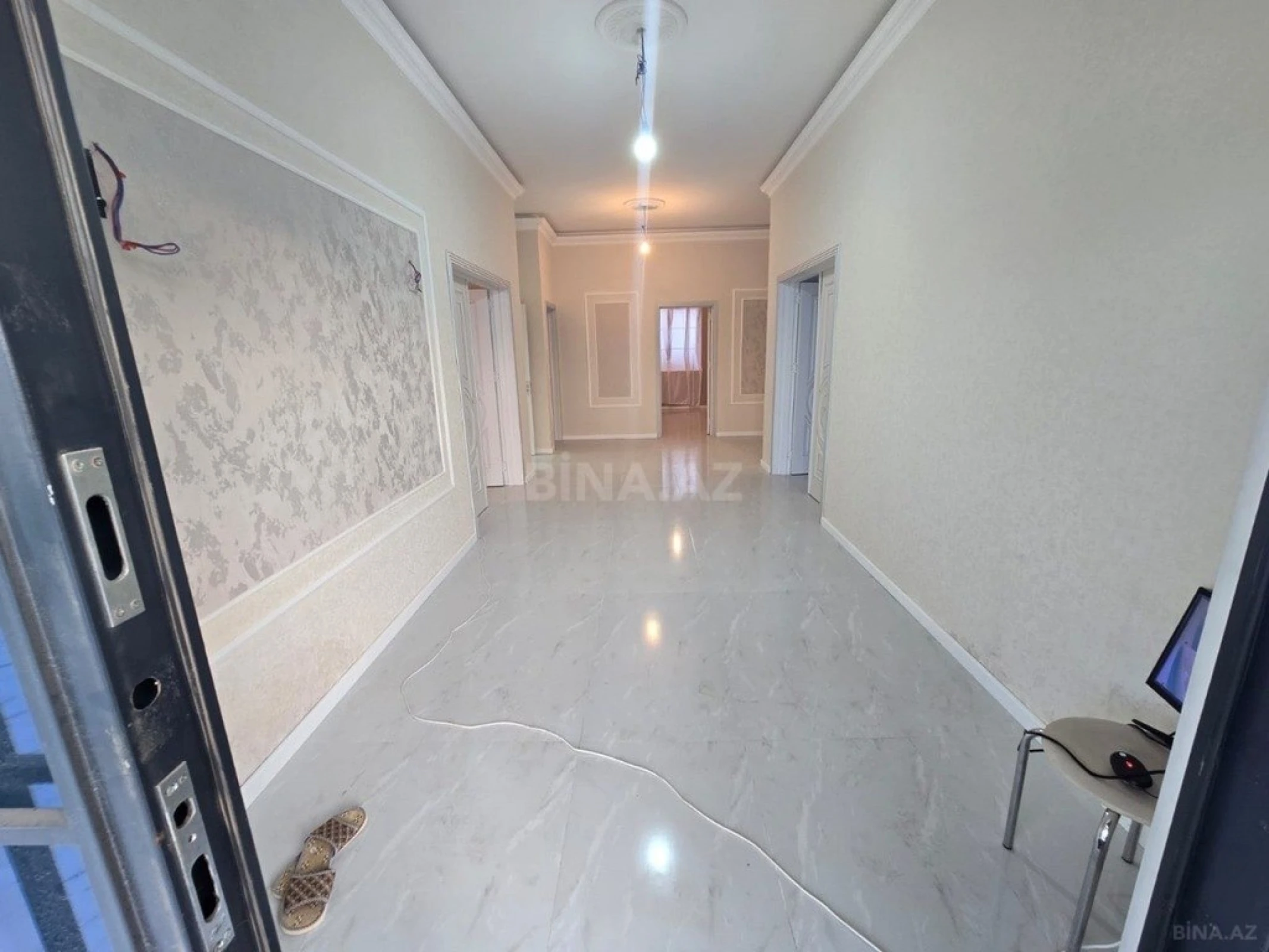 Satılır 4 otaqlı həyət evi 160 m²