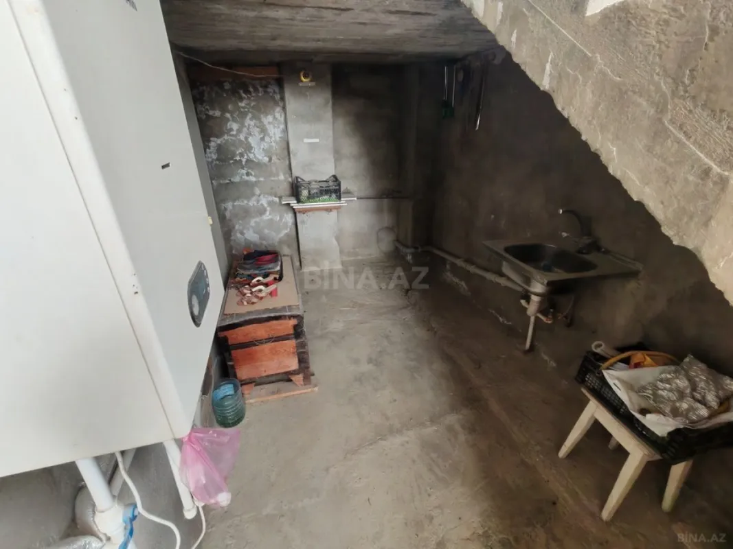 Satılır 4 otaqlı həyət evi 100 m²