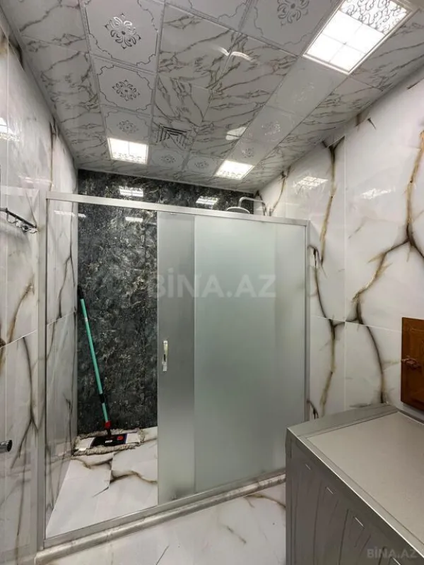 Satılır 3 otaqlı mənzil 135 m²