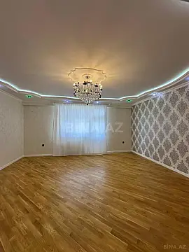 Satılır 3 otaqlı mənzil 135 m²
