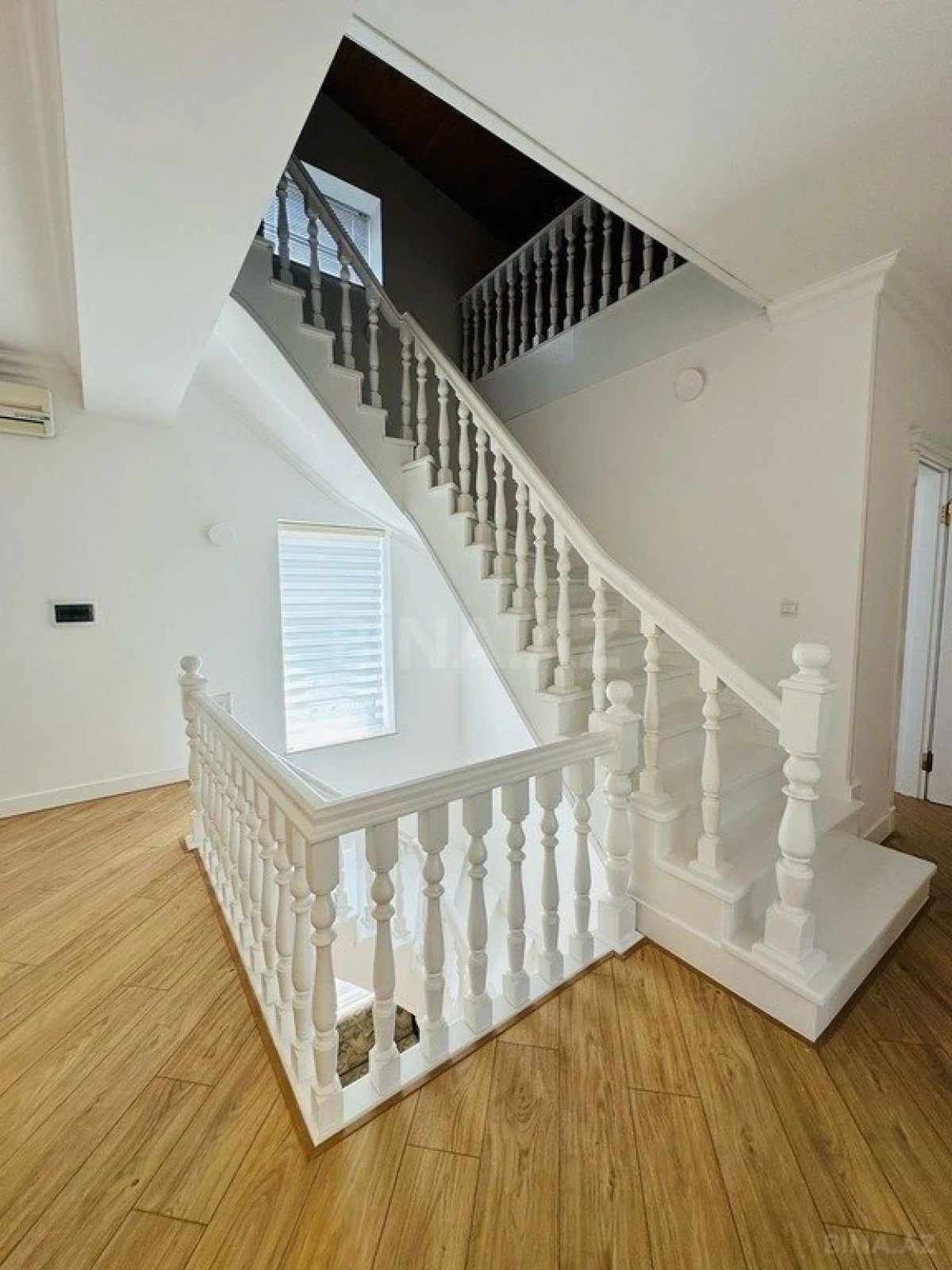 Kirayə verilir 5 otaqlı həyət evi 400 m²