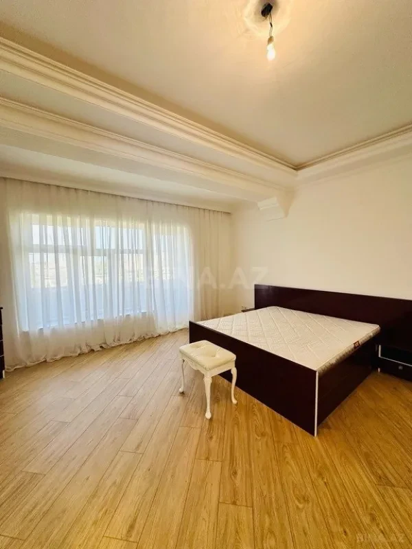 Kirayə verilir 5 otaqlı həyət evi 400 m²
