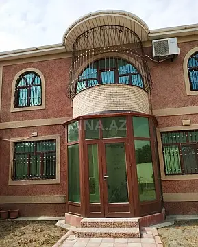 Satılır 4 otaqlı həyət evi 200 m²