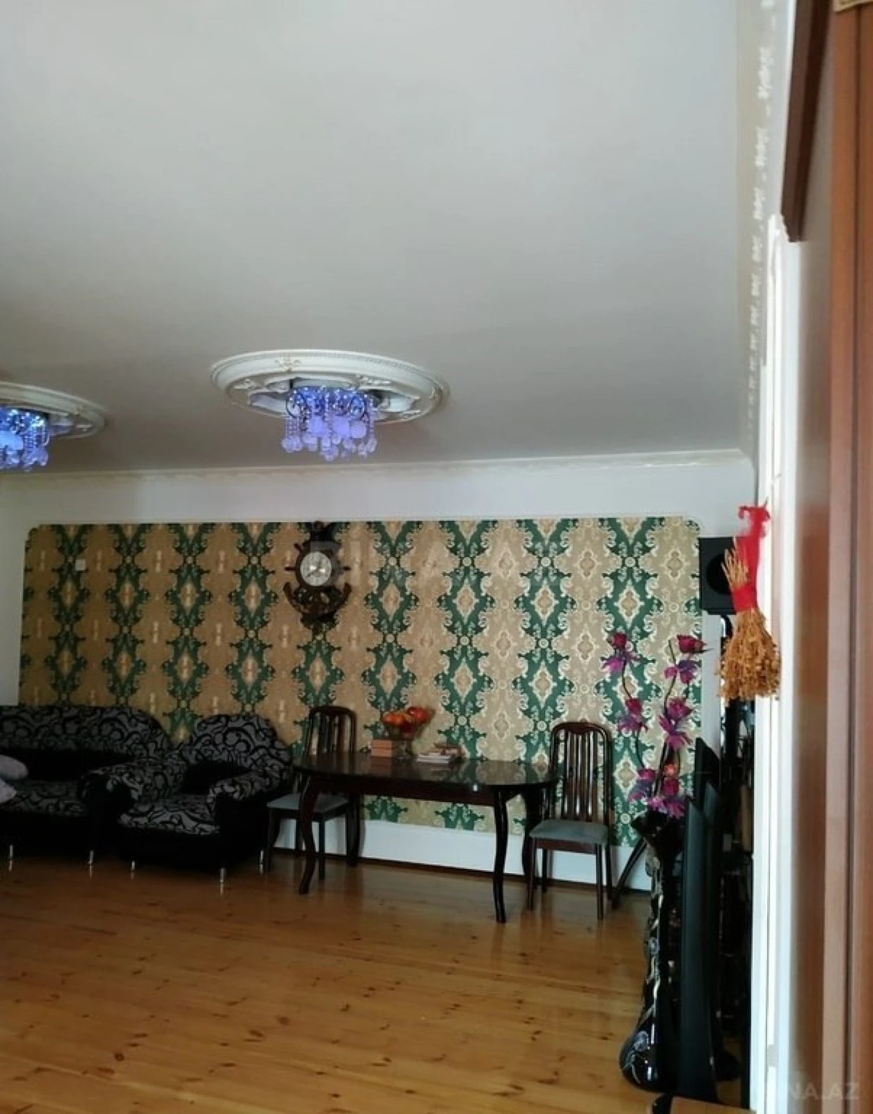 Satılır 4 otaqlı həyət evi 200 m²