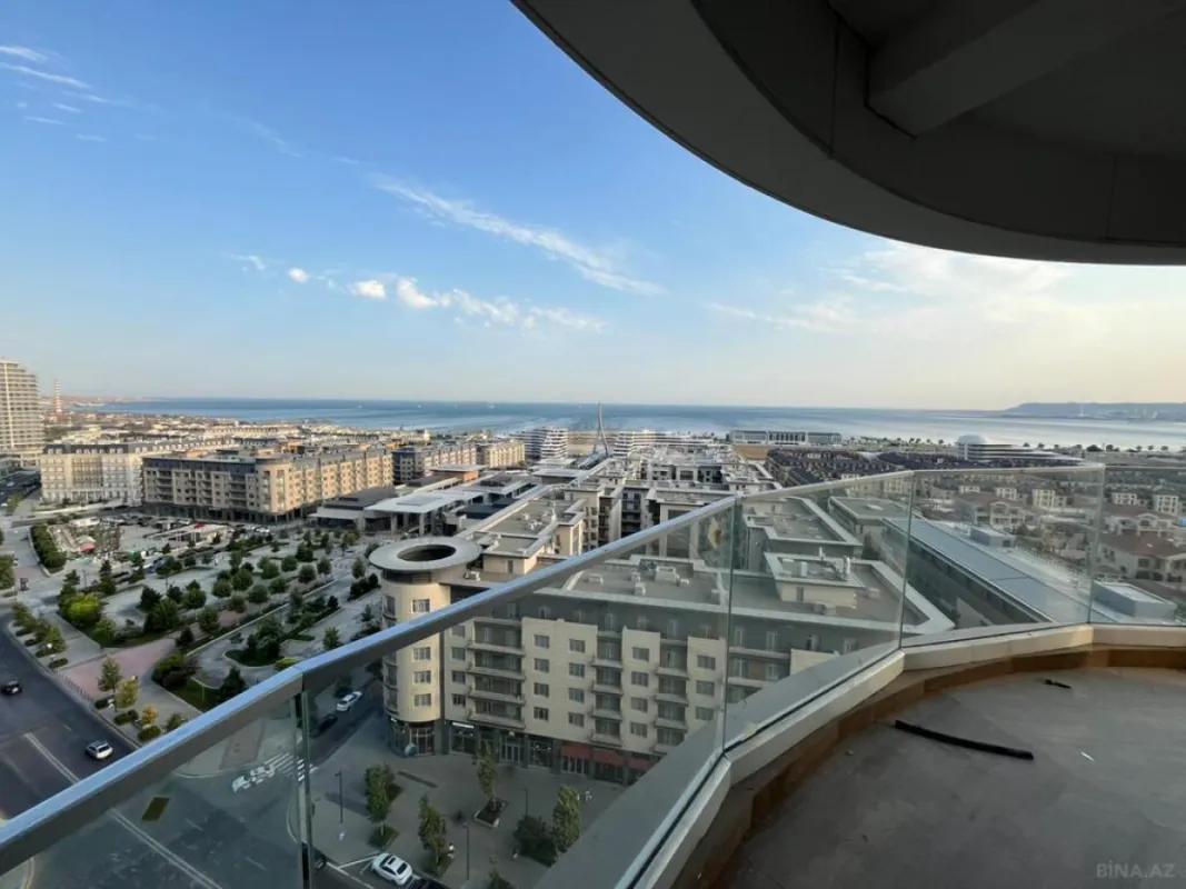 Satılır 4 otaqlı mənzil 225 m²
