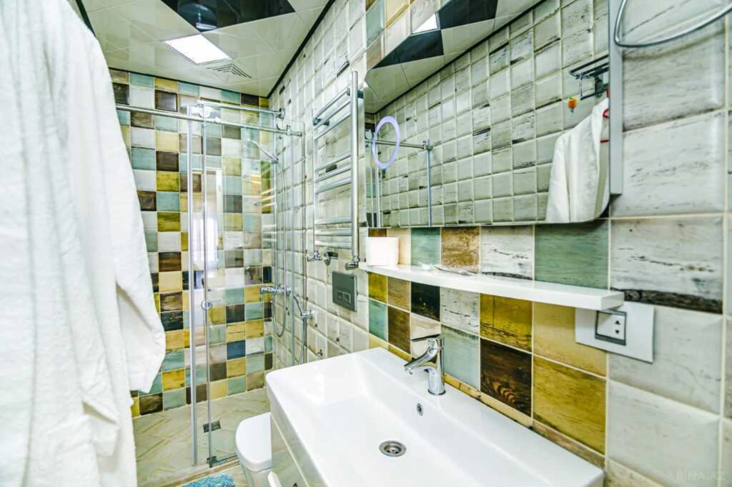 Kirayə verilir 3 otaqlı mənzil 147 m²