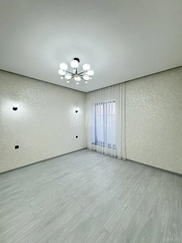 Satılır 4 otaqlı həyət evi 160 m²