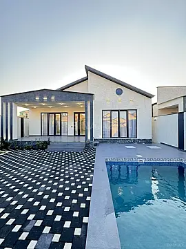 Satılır 4 otaqlı həyət evi 160 m²